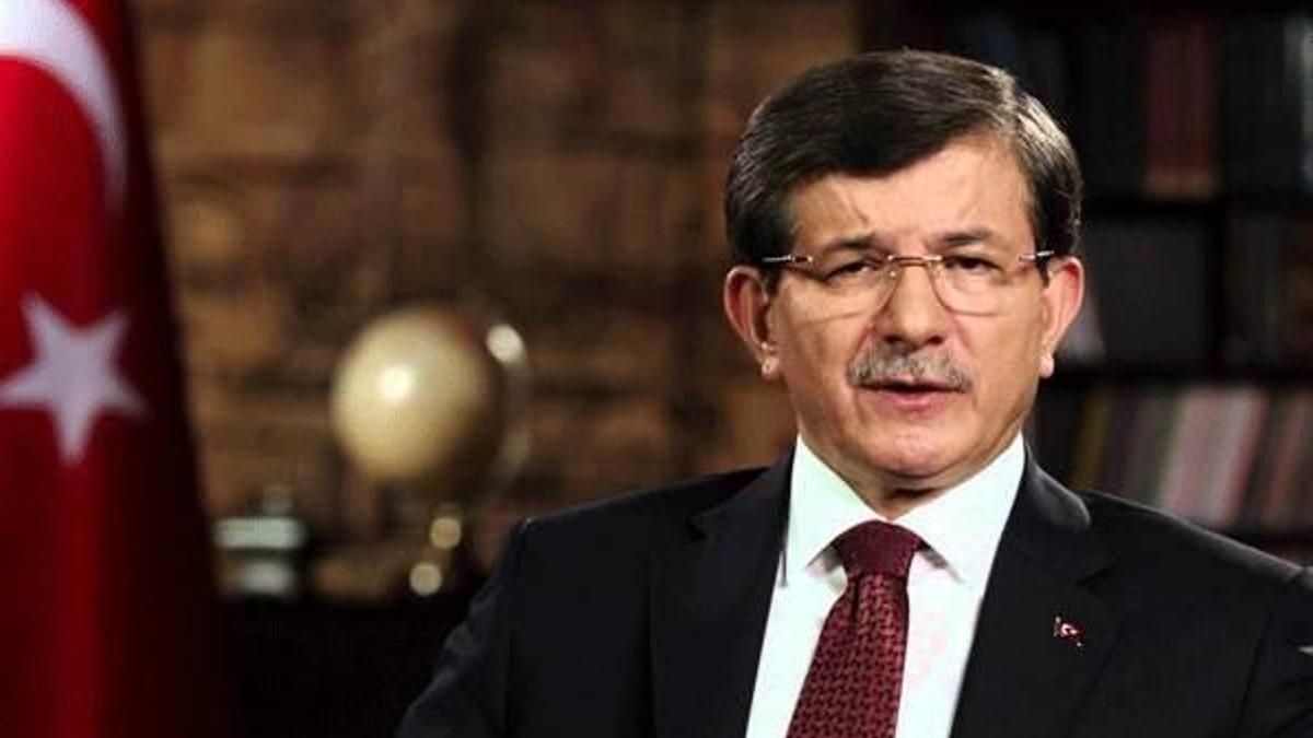 Başbakan Davutoğlu, Faymann ile telefonla görüştü