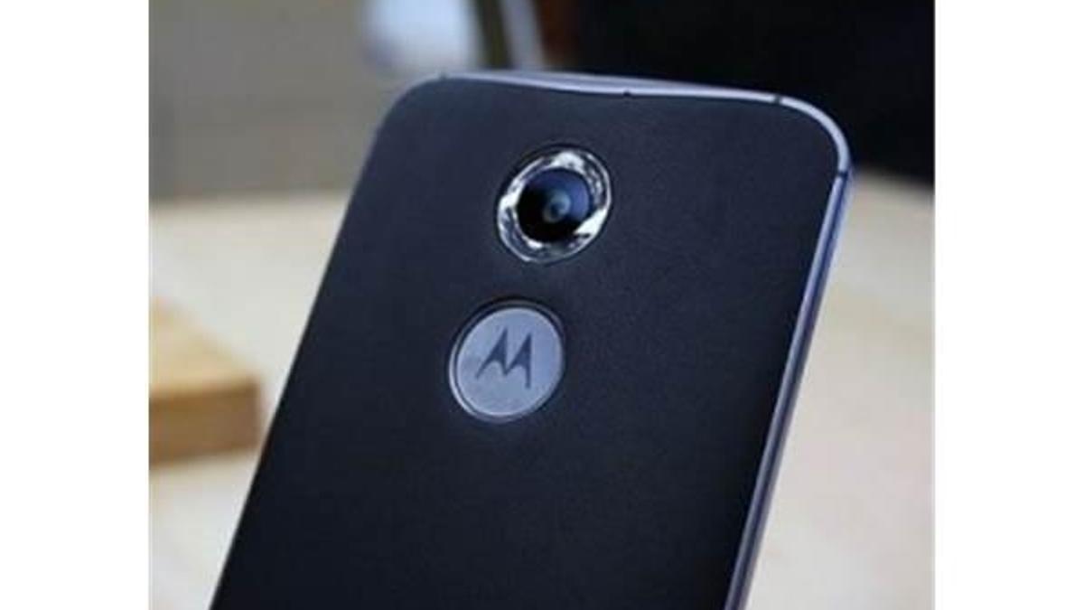 Lenovo 2016'daki tüm Moto telefonlarda parmak izi tarayıcısına yer verecek