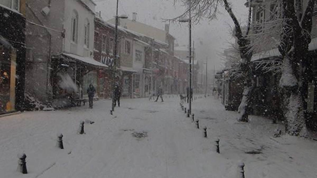 Lodos bitiyor, kar geliyor!