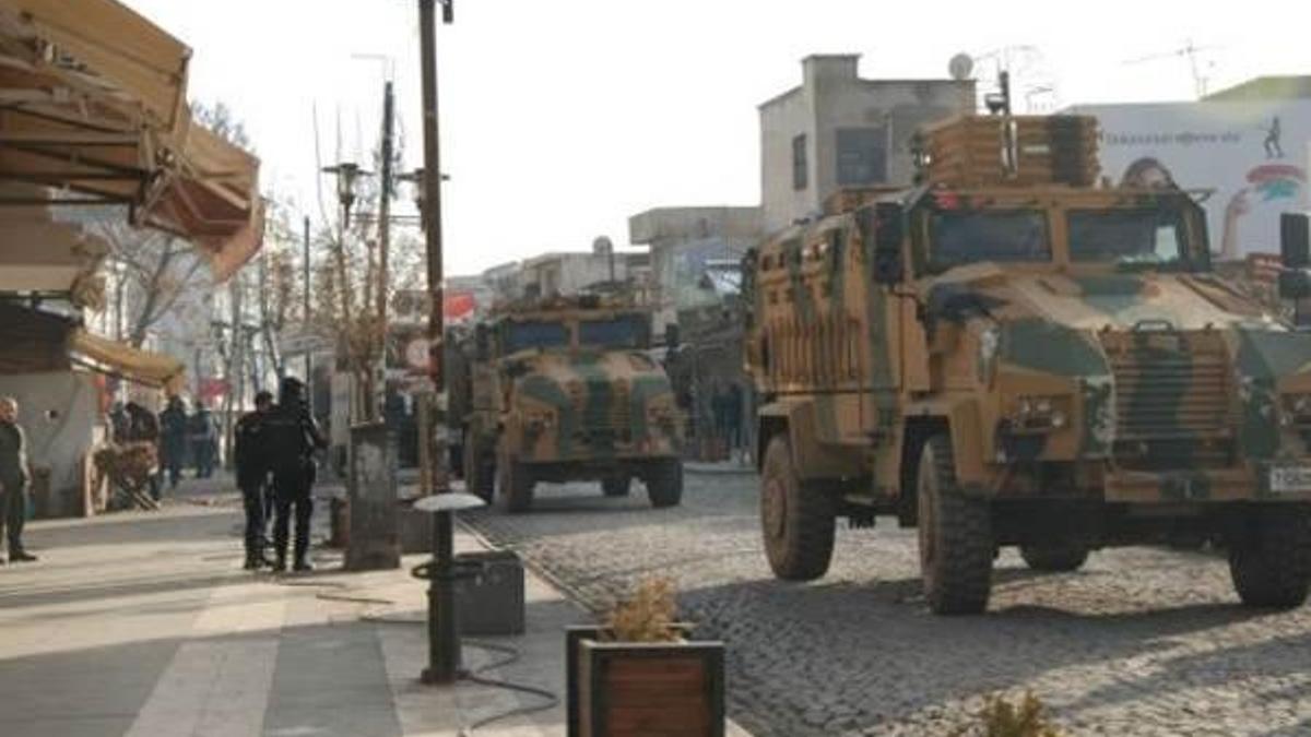 Sokağa çıkma yasağı olan yerlerde tartışmalı defin uygulaması