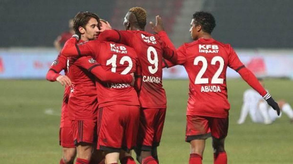 Antep tek attı!