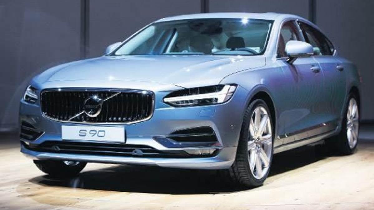 Volvo S90 Eylül’de geliyor
