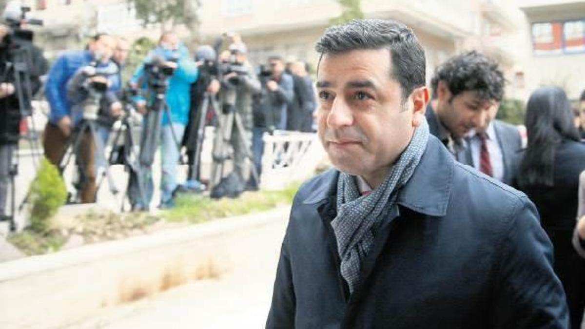 ‘Cumhurbaşkanı hangi üniversiteyi bitirdi?’