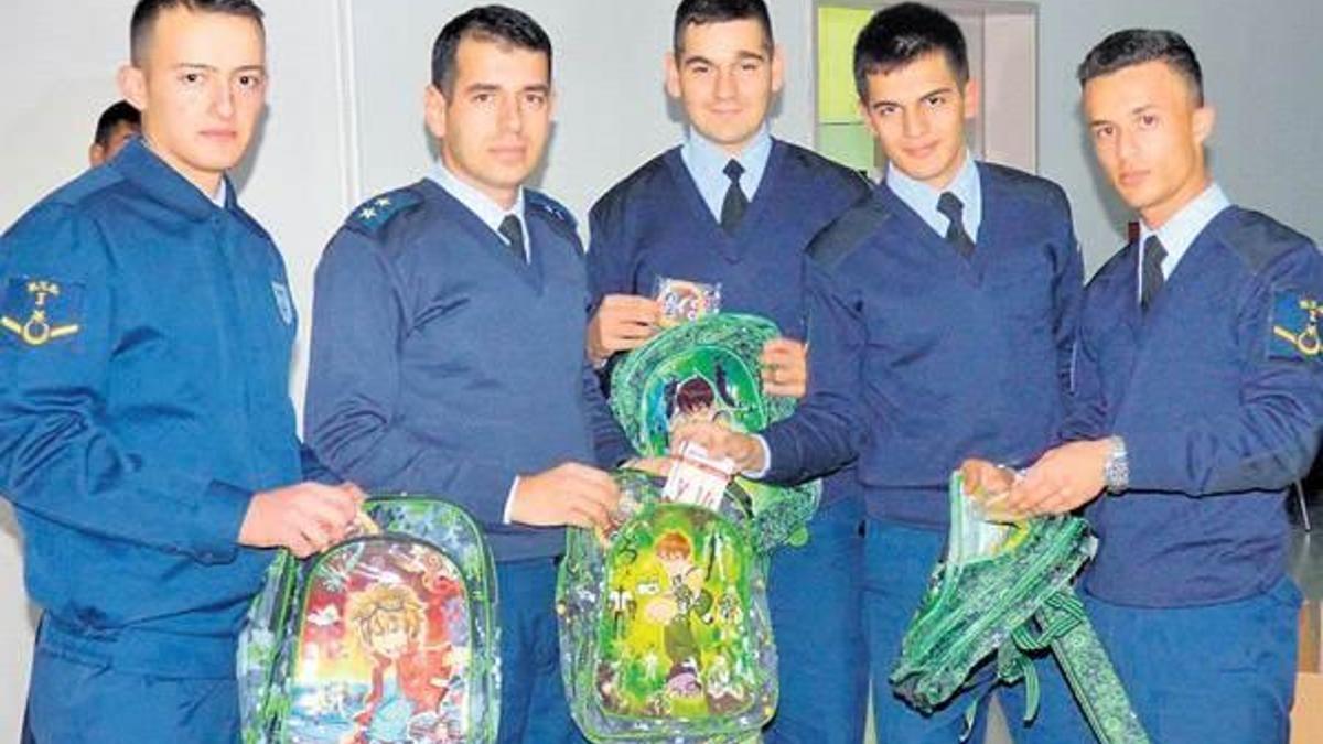 Şırnaklı minik öğrencilerden ‘Astsubay abilere’ mektup
