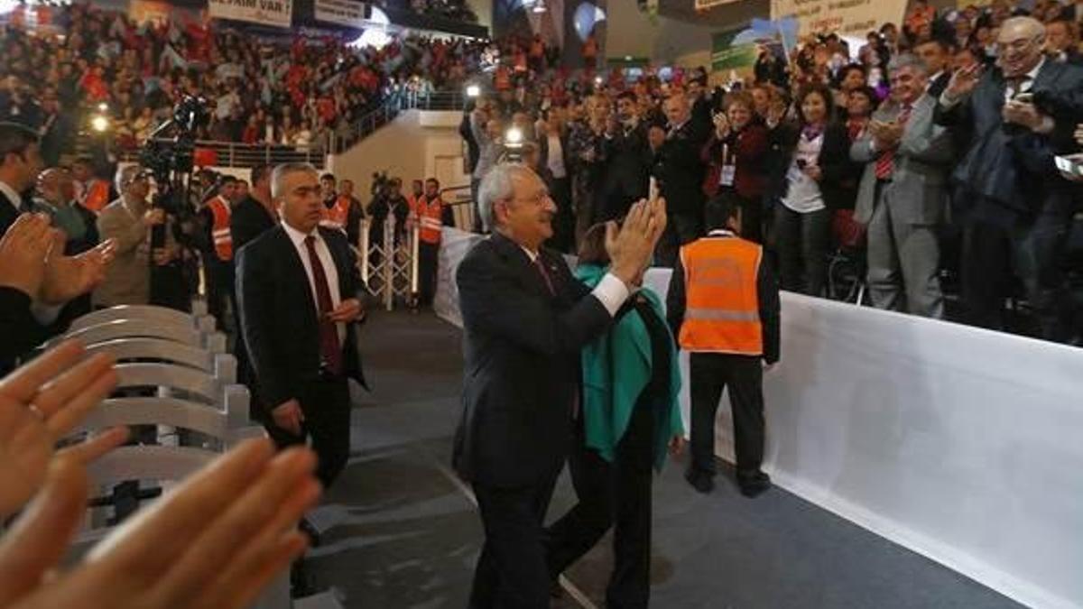 Kemal Kılıçdaroğlu yeniden genel başkan seçildi
