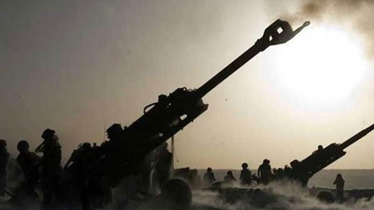 Türkiye 130 top atışıyla teröristleri öldürdü