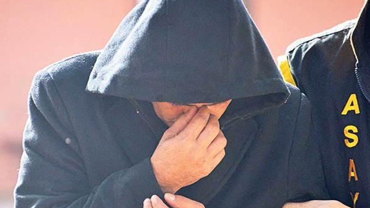 Parasız kalınca ’swinger’ partilerine başladık