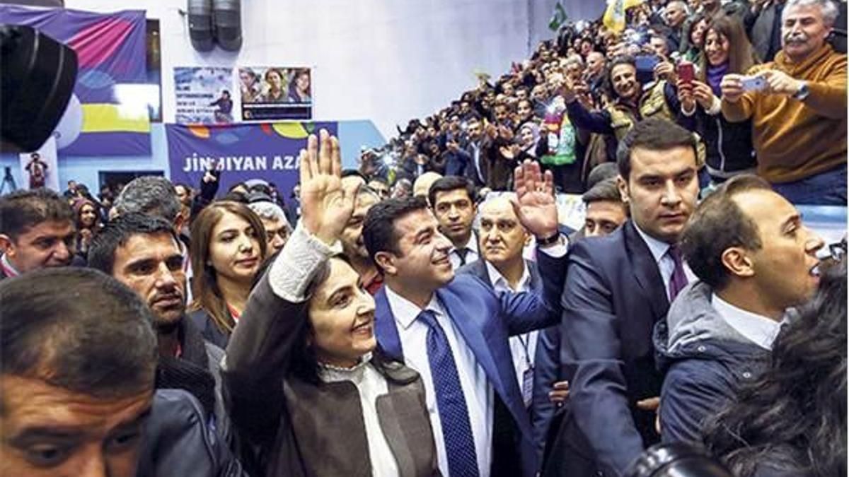 ‘Anayasaya giden yolda temizlik yapacağız’