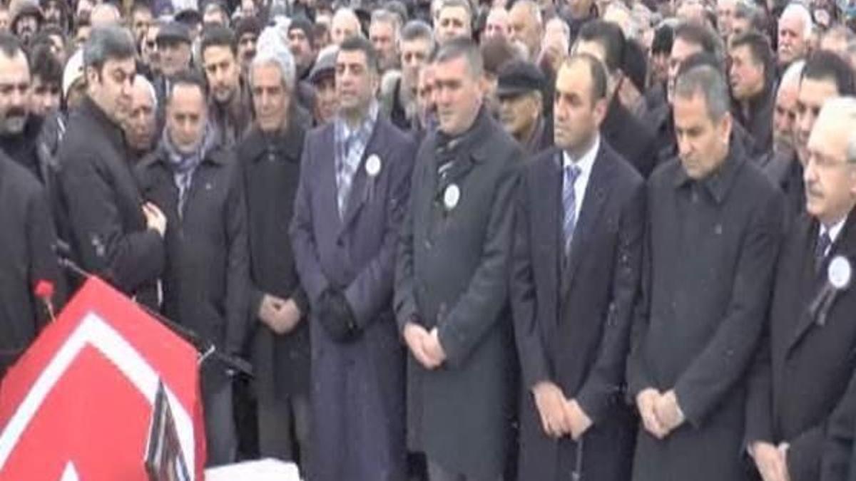 Kamer Genç için tören düzenlendi