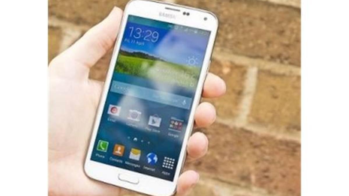 Samsung Galaxy S5'e Android 6.0 bir kez daha geldi