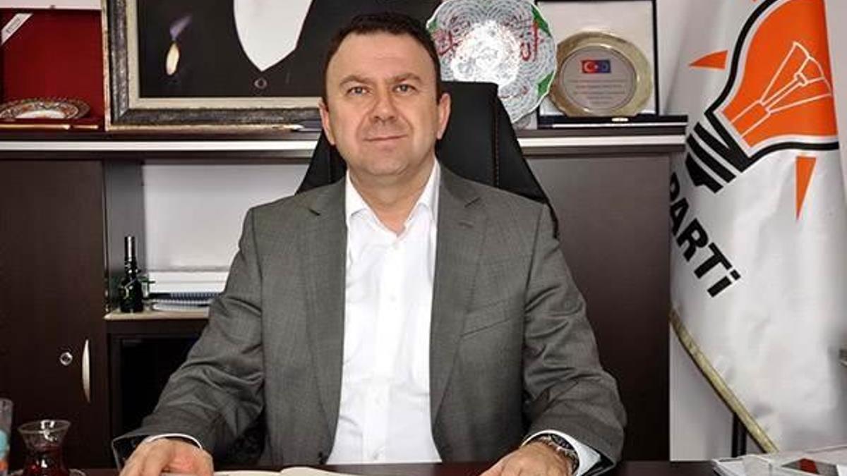 AK Parti Çanakkale il yönetimi görevden alındı
