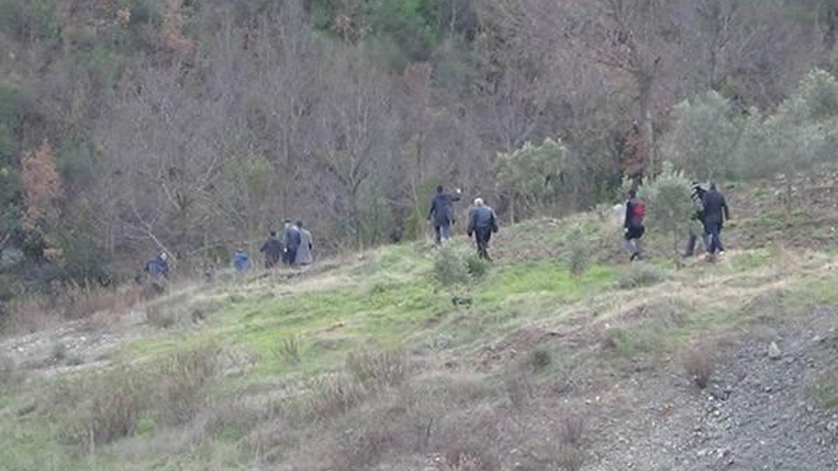 Sınırı geçmek isteyen Alperenlere asker izin vermedi