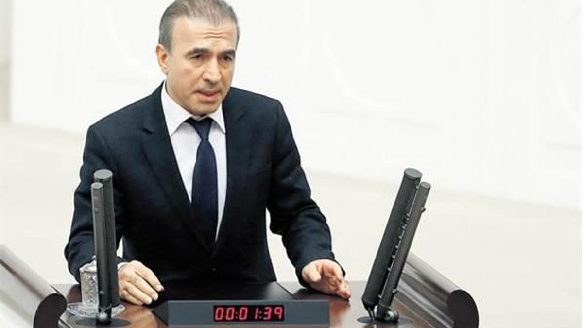 Konca: Kürtler katledildi Bostancı: Sizi kınıyorum