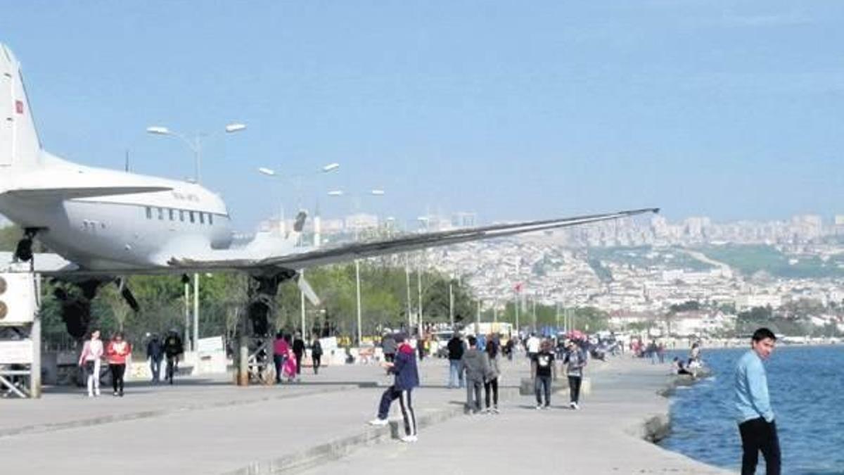 Uçak kanadını tramplen olarak kullanamayacaklar