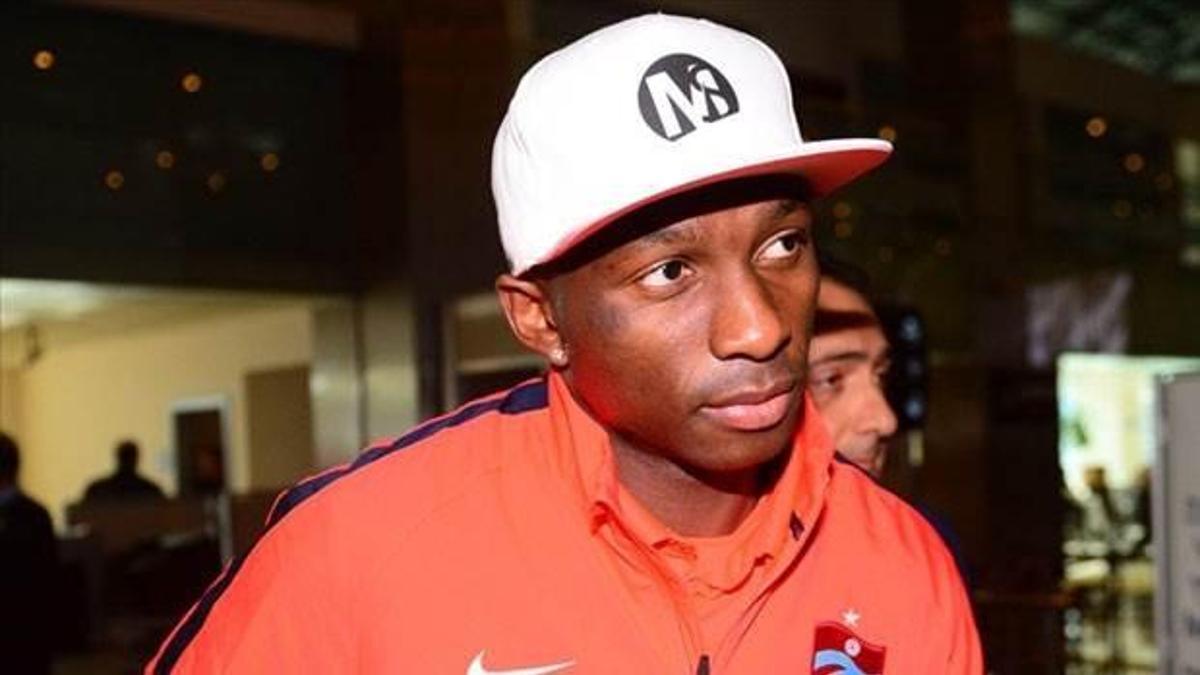 UEFA savunmasına Mbia sürprizi