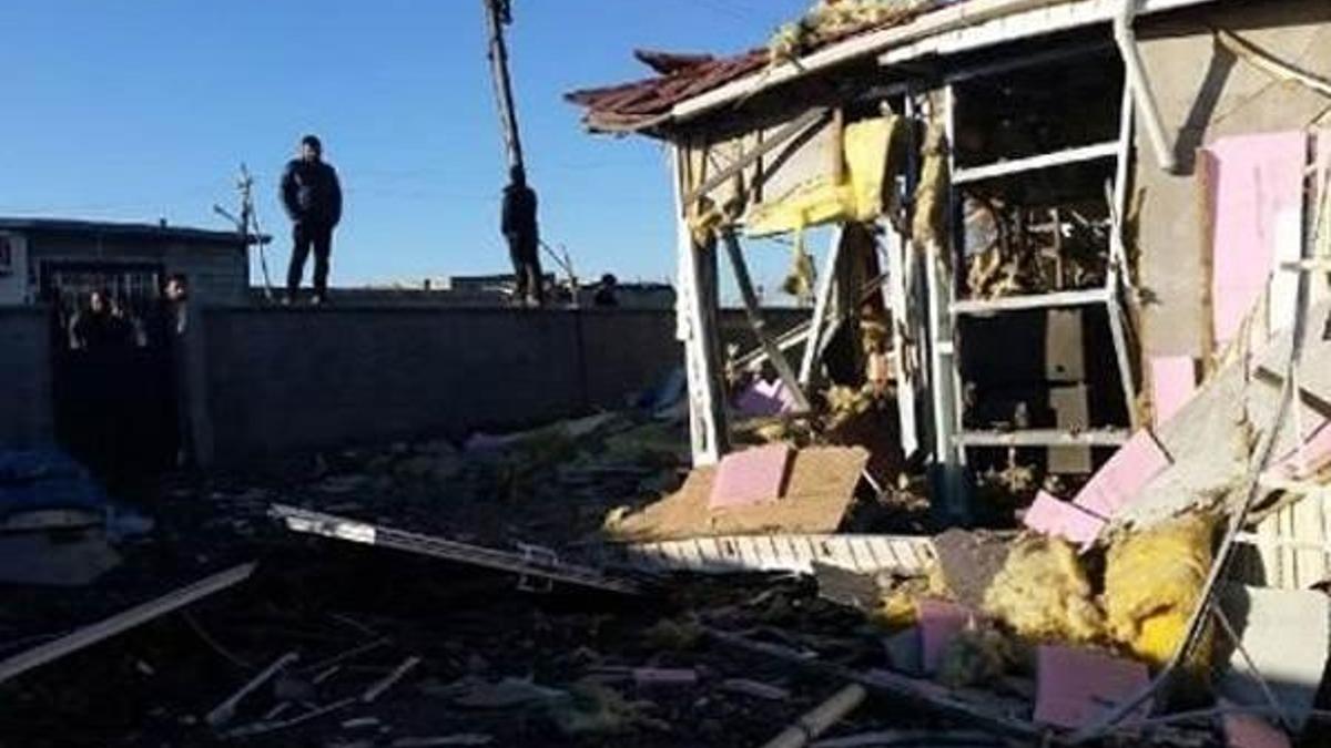 PKK'lılar köy okulunu havaya uçurdu!