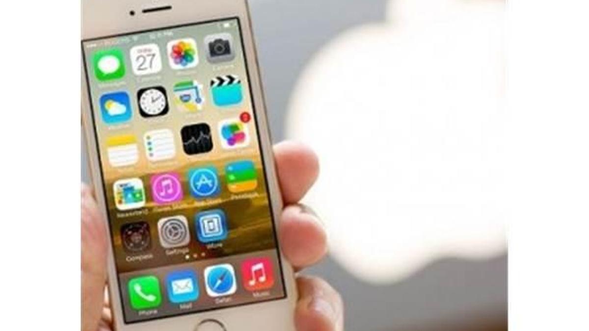 Tüm Phone'ların üçte biri 4 inç ekrana sahip