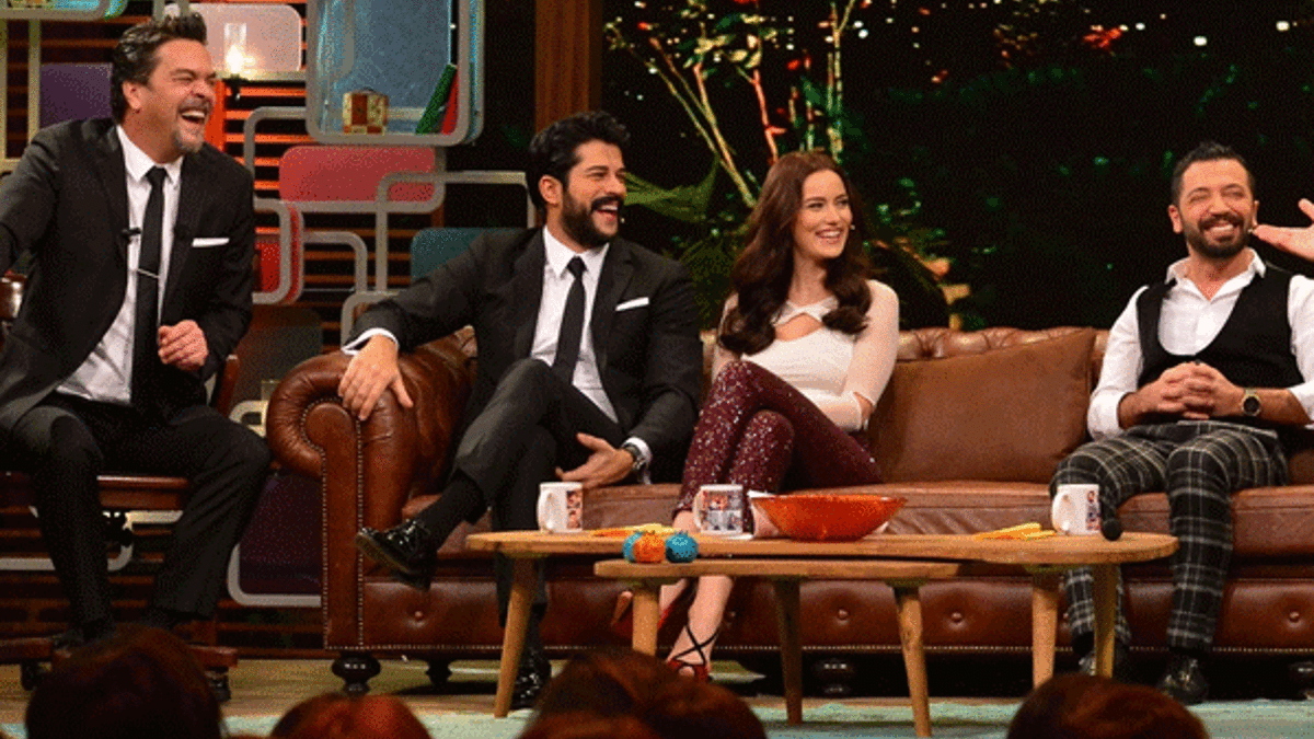 Beyaz Show'dan hayranlarını üzecek haber!