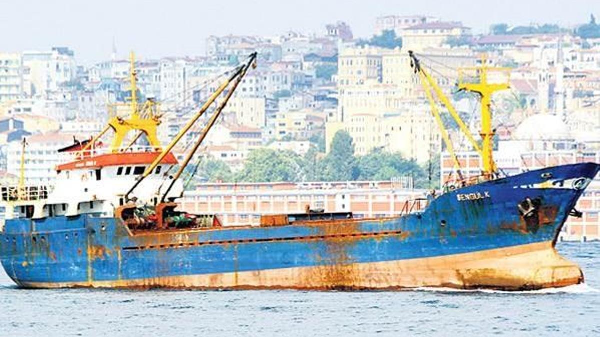 Türk gemilerinde yangın emniyeti eksik bulundu