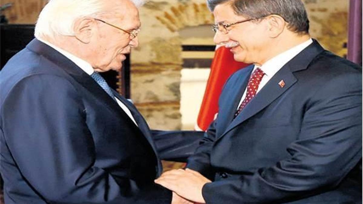 Medya patronlarıyla zirve...