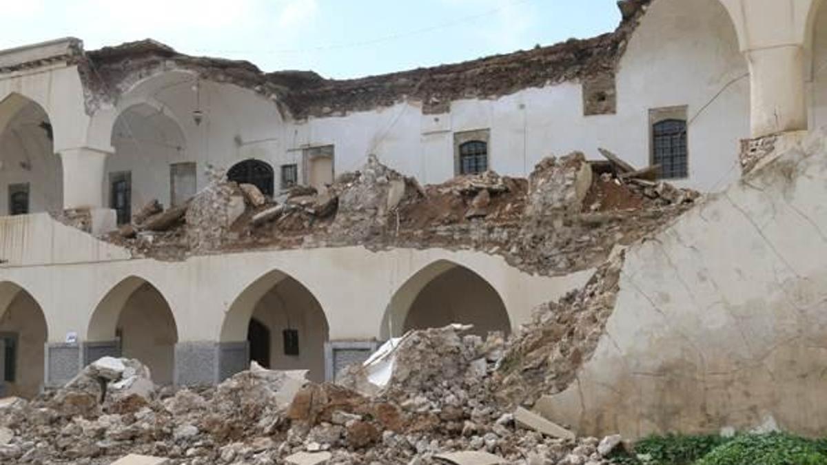 Kerkük'teki Osmanlı Kışlası'nın bir bölümü yıkıldı