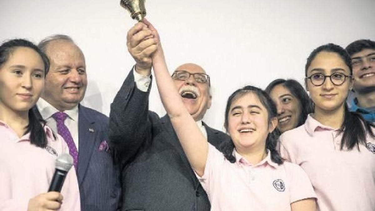 Avcı, yarıyıl zilini çaldı