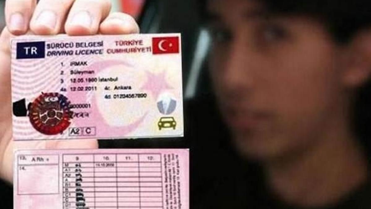 Bakanlık'tan sürücü belgesi için 'sağlık raporu' açıklaması