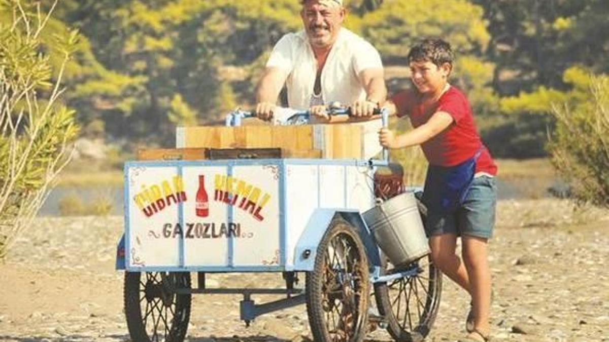 İftarlık Gazoz filminde yaş sınırı değişti