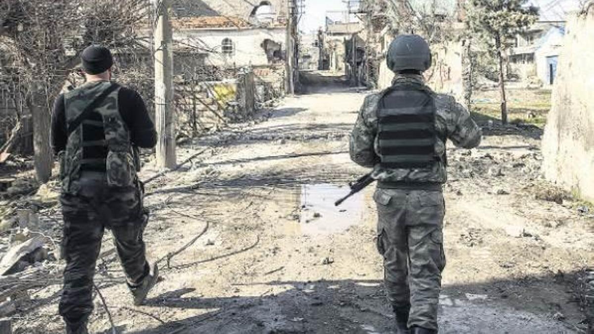 64 No’lu kuledeki kahramanlar