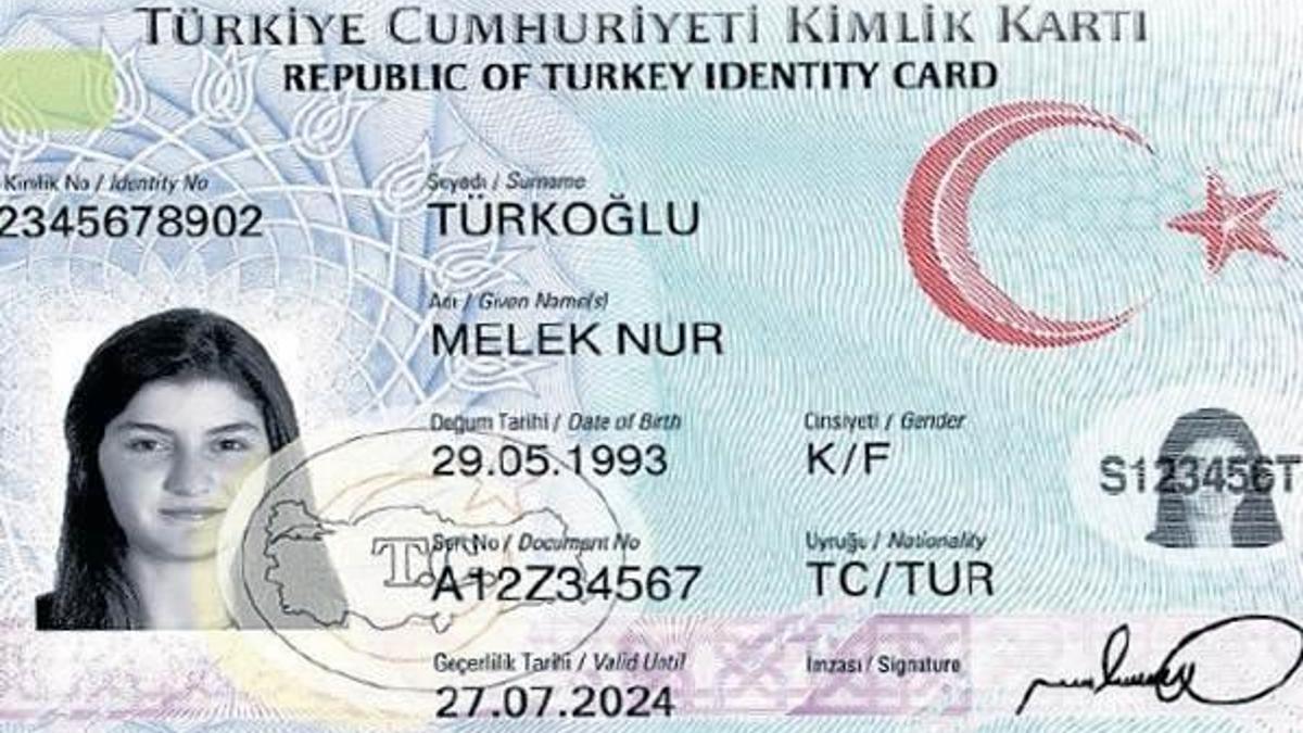 Ön yüzünde lale arkada ilk Meclis binası var