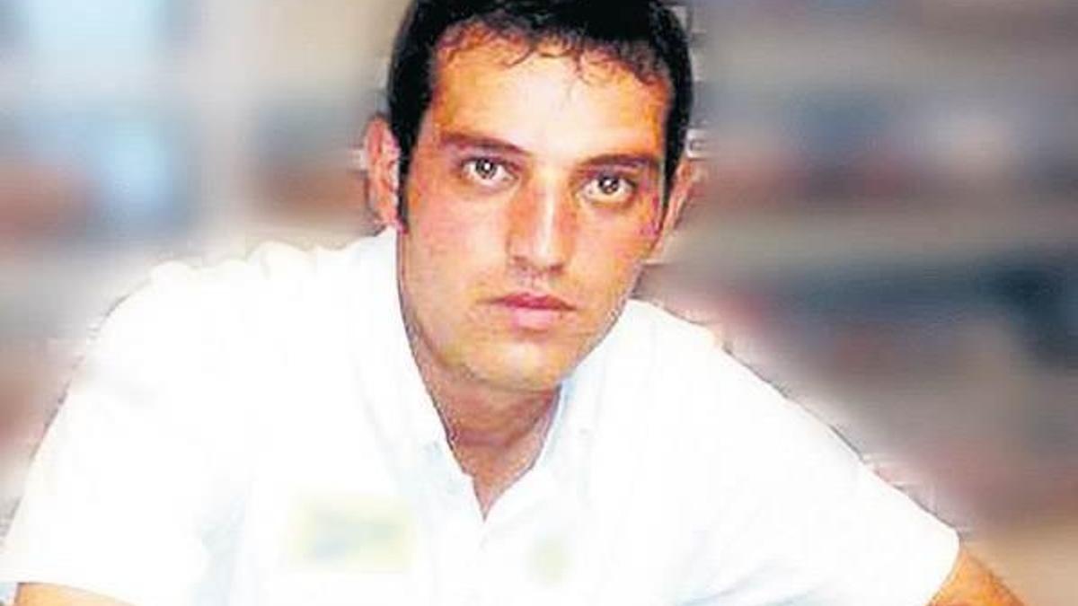 Sattığı tabanca ile öldürülmüş