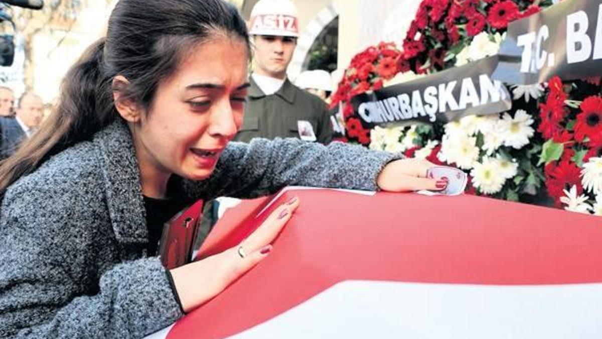 İnsan kaçakçıları bir askeri şehit etti