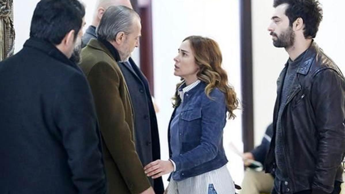 Poyraz Karayel 45. bölüm fragmanında Sadrettin yaşam savaşı veriyor!izle