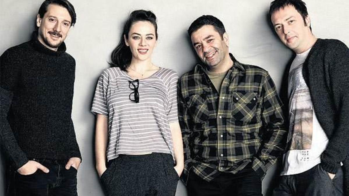 Komik casuslar “Perde” diyor