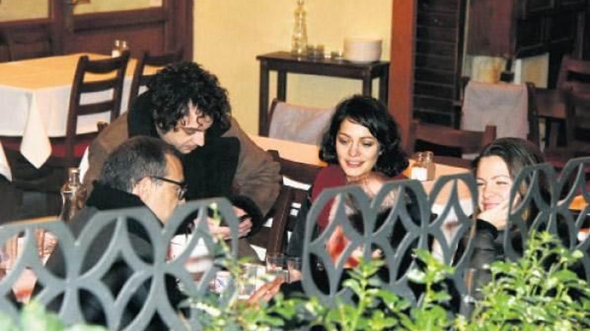 Aşkları tam gaz