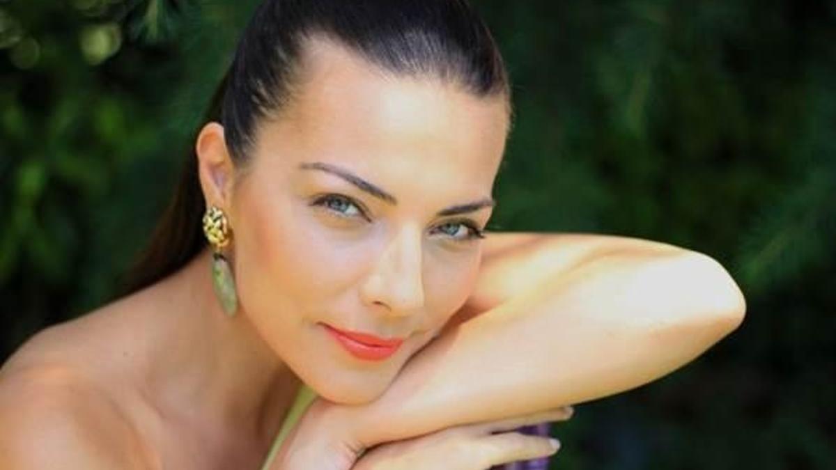 Burcu Kara, bugün Brüksel'de evleniyor