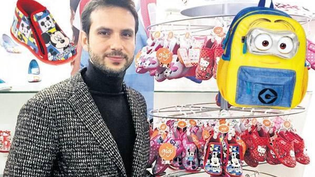 Üretimi ‘çanta’da Türkiye’ye taşıdı