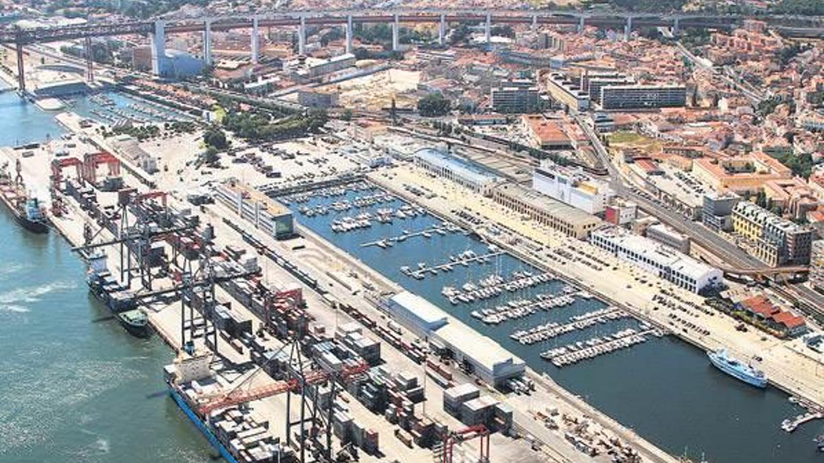 Yılport tek imzayla 10 liman satın aldı
