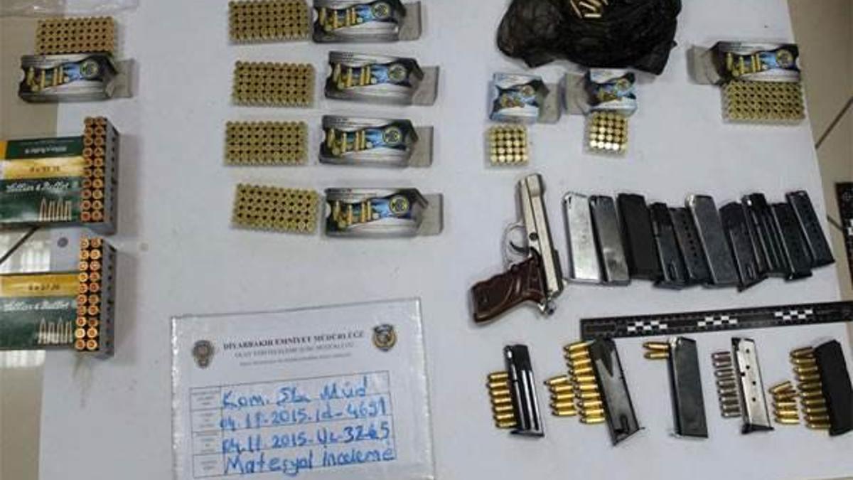 Diyarbakır'da 20 adrese operasyon