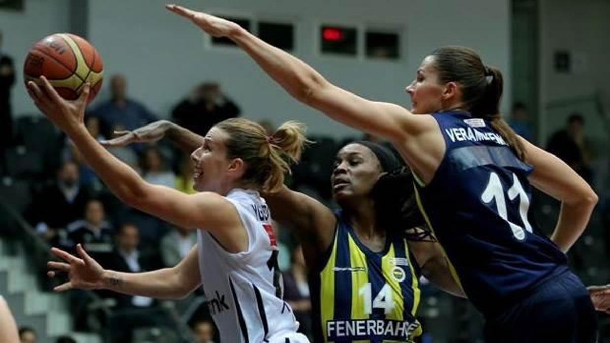F.Bahçe'den bir derbi zaferi daha!