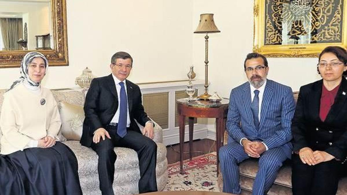 Özgecan’ın ailesiyle görüştü