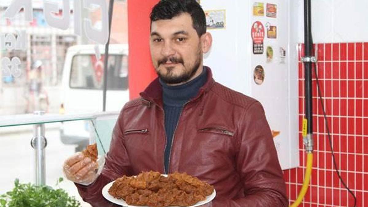İnternetin yeni fenomeni çiğ köfteci