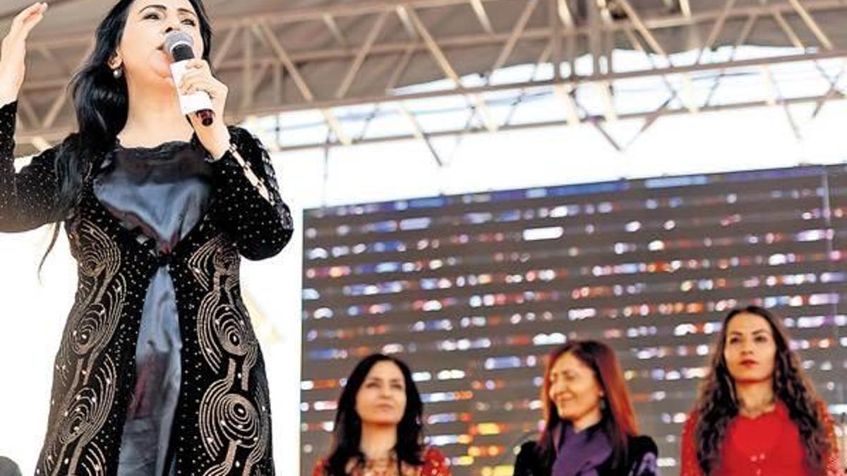 ‘Kadınlara zulüm eden zihniyet’
