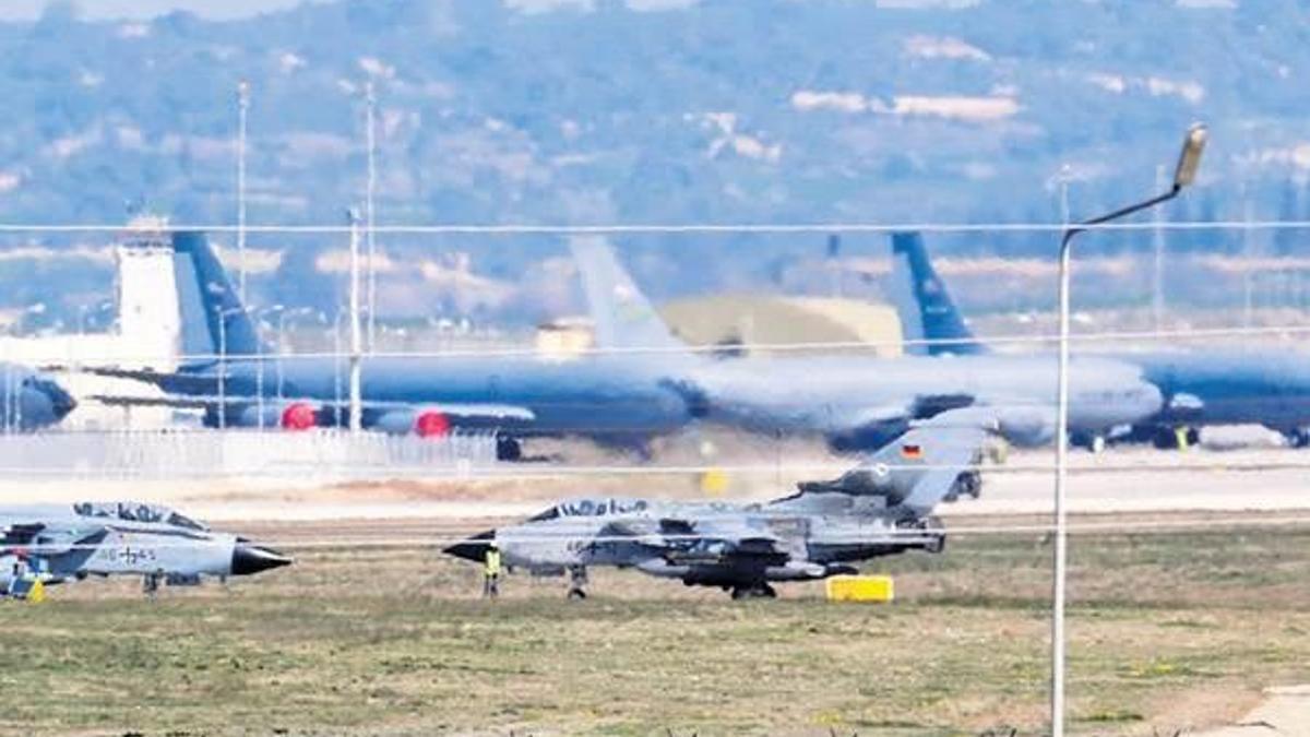 ABD’den Suriye’ye iki üs