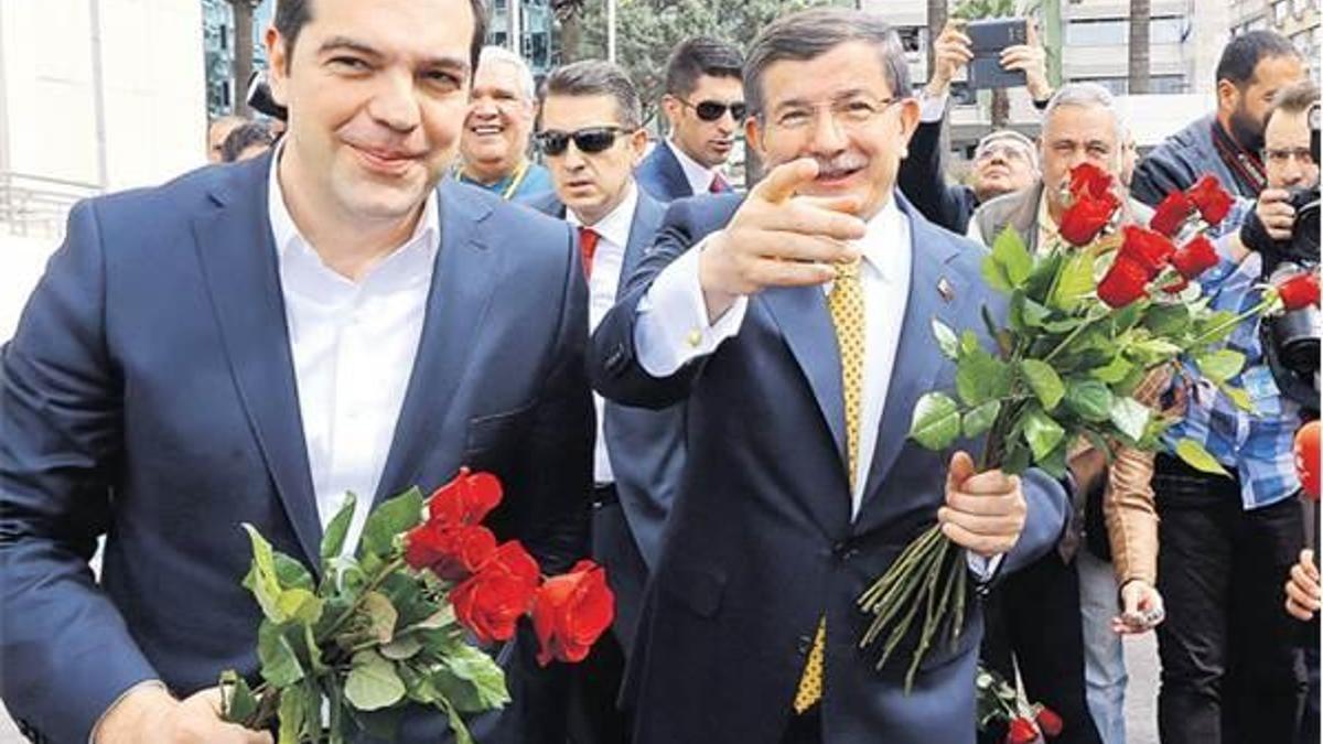 Davutoğlu: AB ile vize muafiyeti Haziran’da