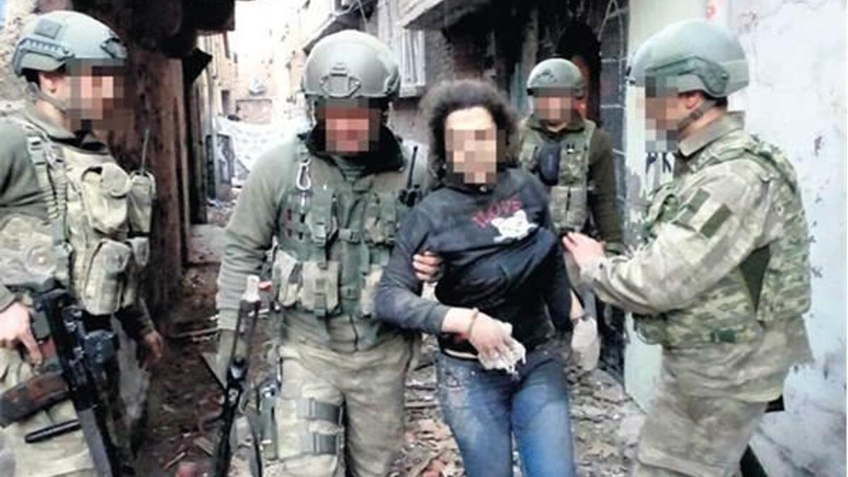 ‘Çıkarsanız vururuz’ dediler!
