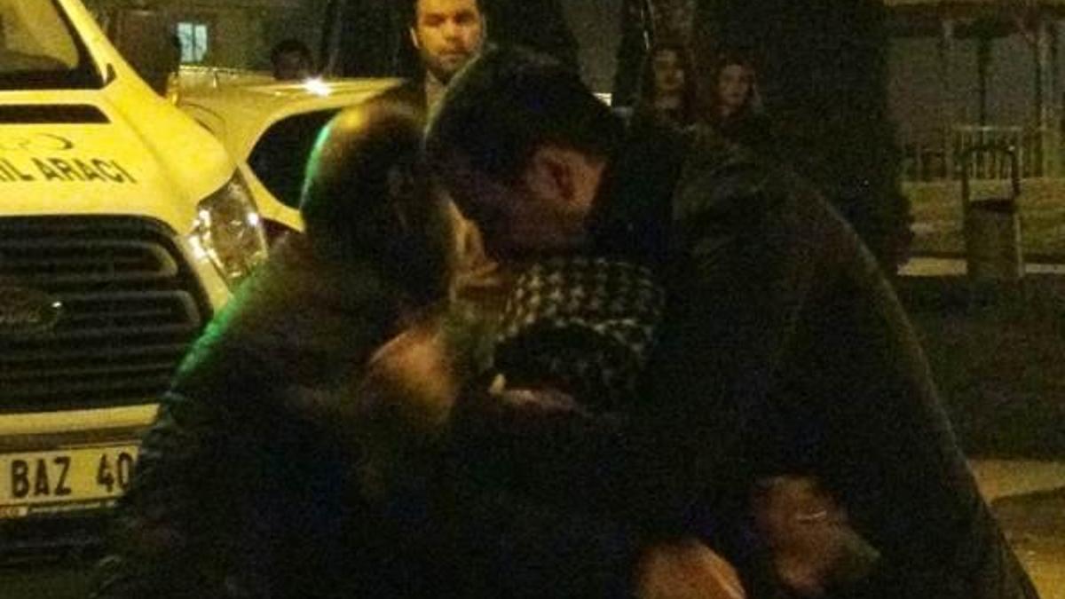 Yeni doğum yapan kardeşini öldürdü
