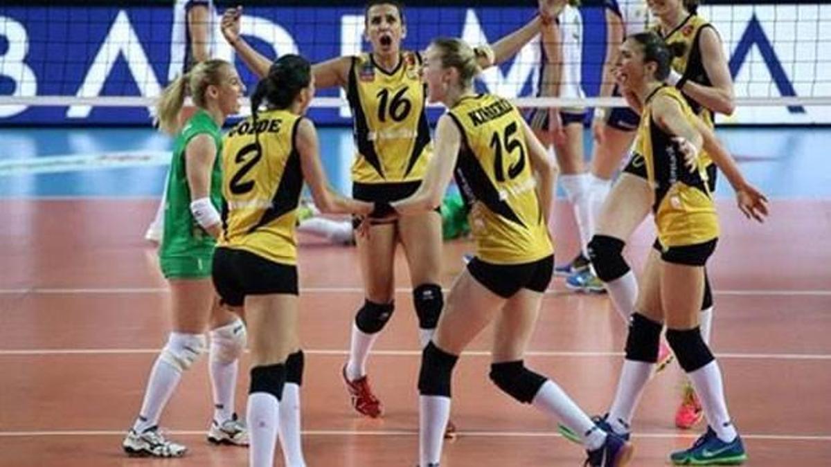 VakıfBank, evinde İsviçre temsilcisi Volero'yu 3-2 yendi.