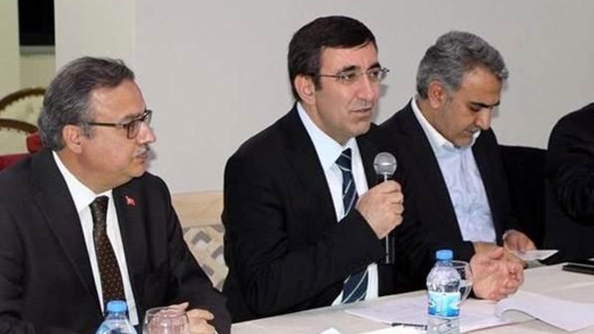 Bakan Yılmaz'dan Silopili ve Cizreli gençlere müjde