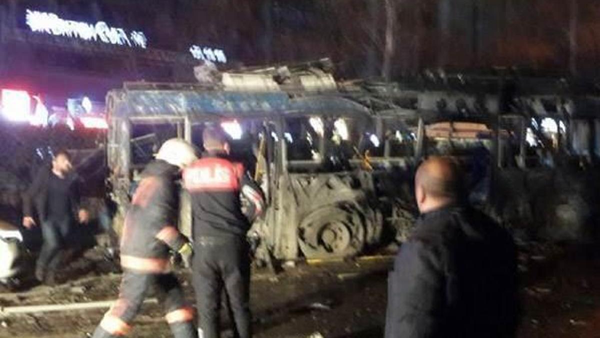 Ankara patlaması sonrası dakika dakika yaşananlar